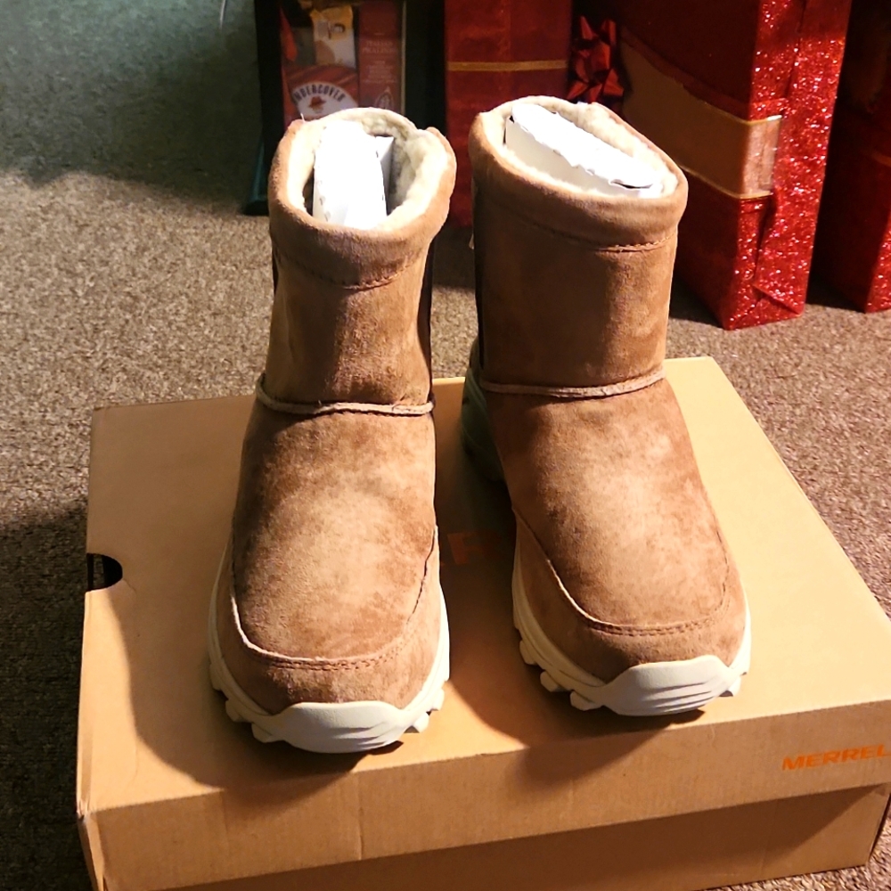 Ladies winter boots
